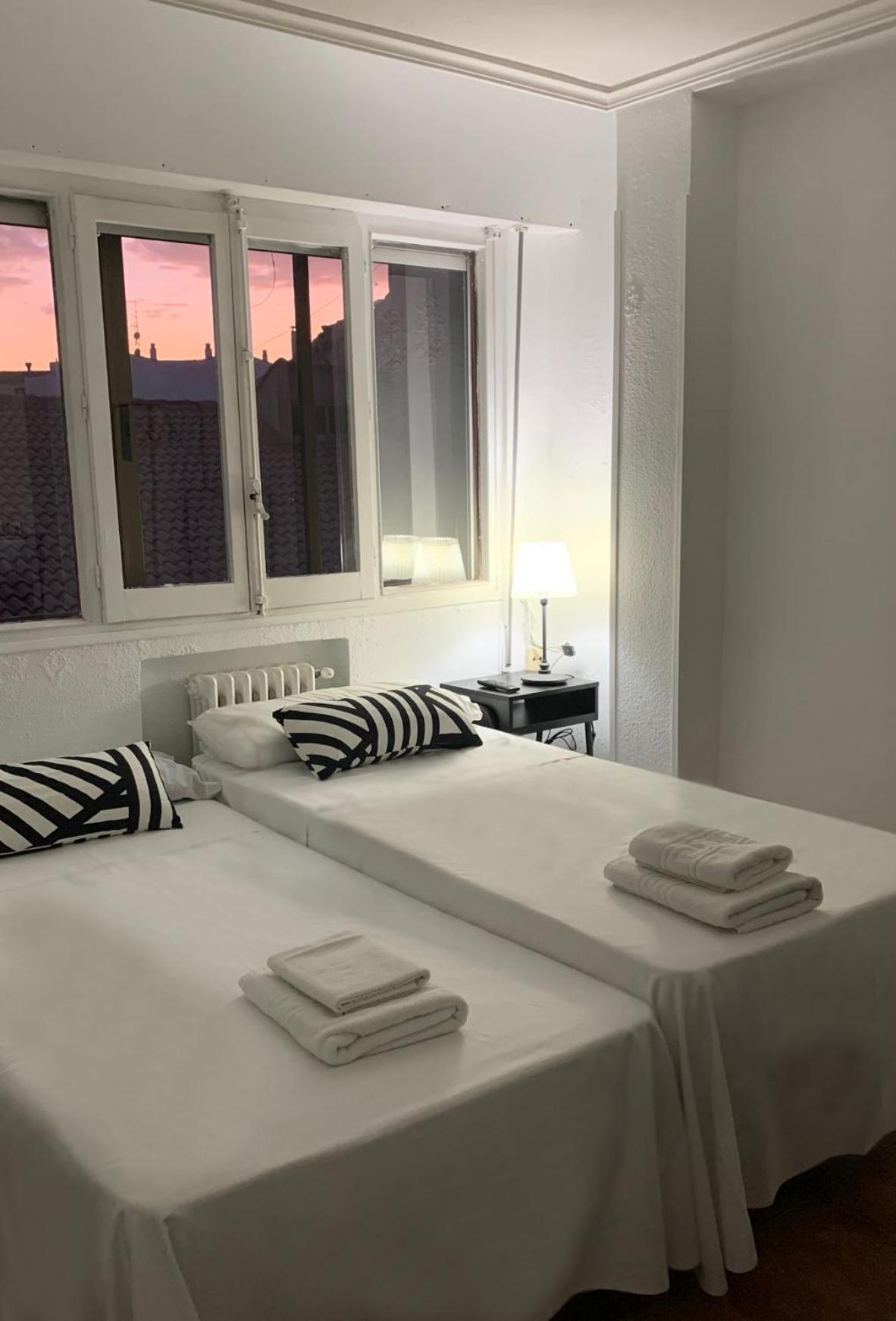 Hotel Y Restaurante Puerta De Aranda Aranda de Duero Luaran gambar